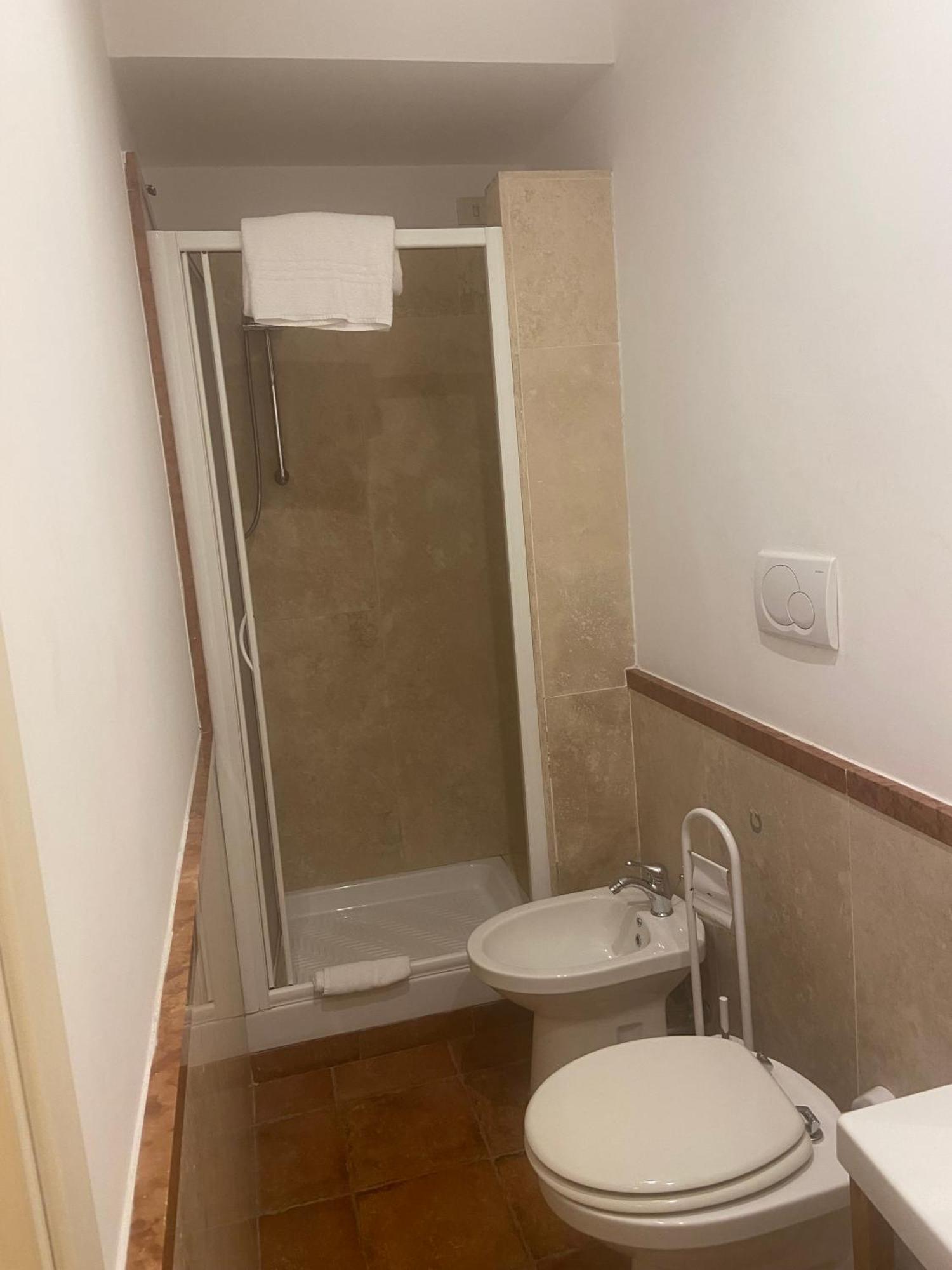 Hotel Quadrifoglio By Mancini Rome Exterior photo